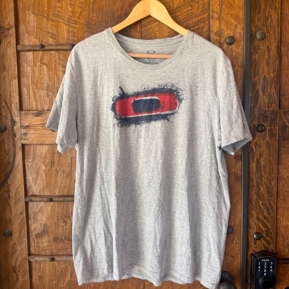 Oakley Other - VTG Oakley Mens Graphic T-Shirt XL Regular Fit Heather Grey Distressed Logo Tee
